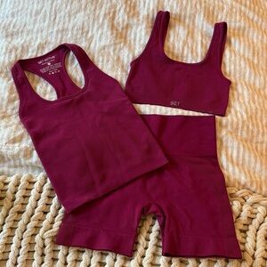 SET Active Deep Red Fitness Ensemble